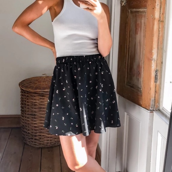 ASOS Dresses & Skirts - Monki Melissa ASOS A Line Floral Skirt NWT Medium